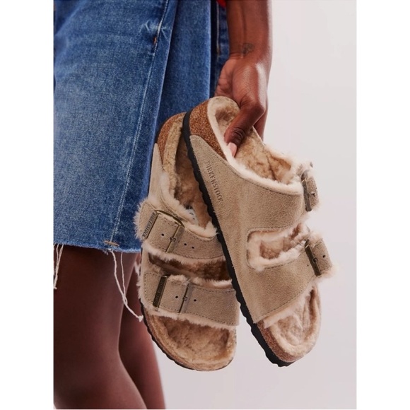 Birkenstock Shoes - New Birkenstock Arizona Shearling Sandals in Taupe Suede 38